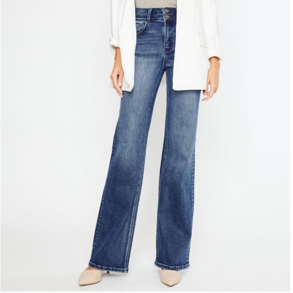 KanCan Onyx Ultra High Rise Wide Flare Jeans KC20020D Sz 13/30 (actual 32")